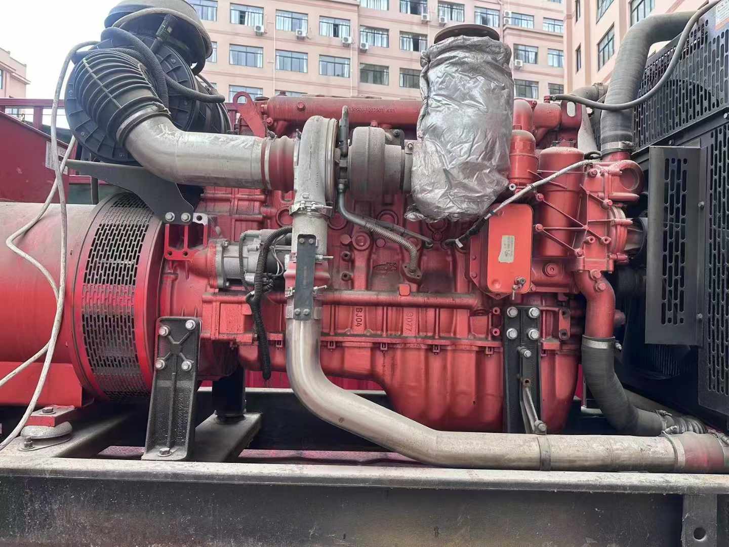 林西如何选择适合 600kW 柴油发电机组的过载保护器？